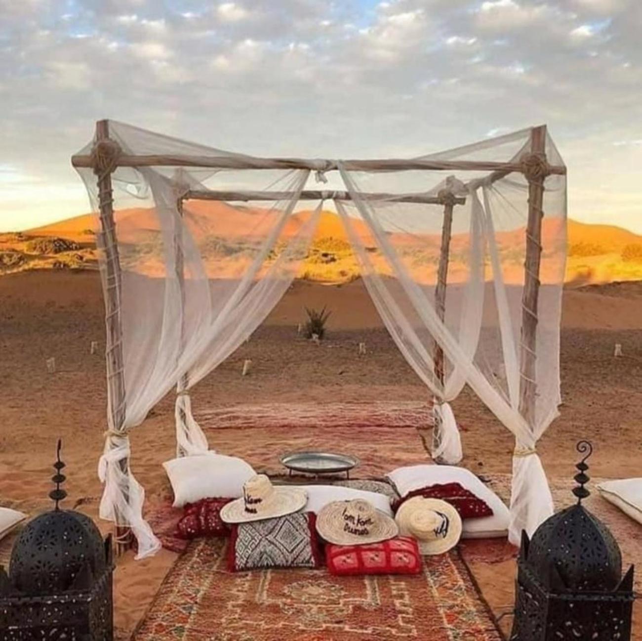 Royal Sands Camp Merzouga Ngoại thất bức ảnh