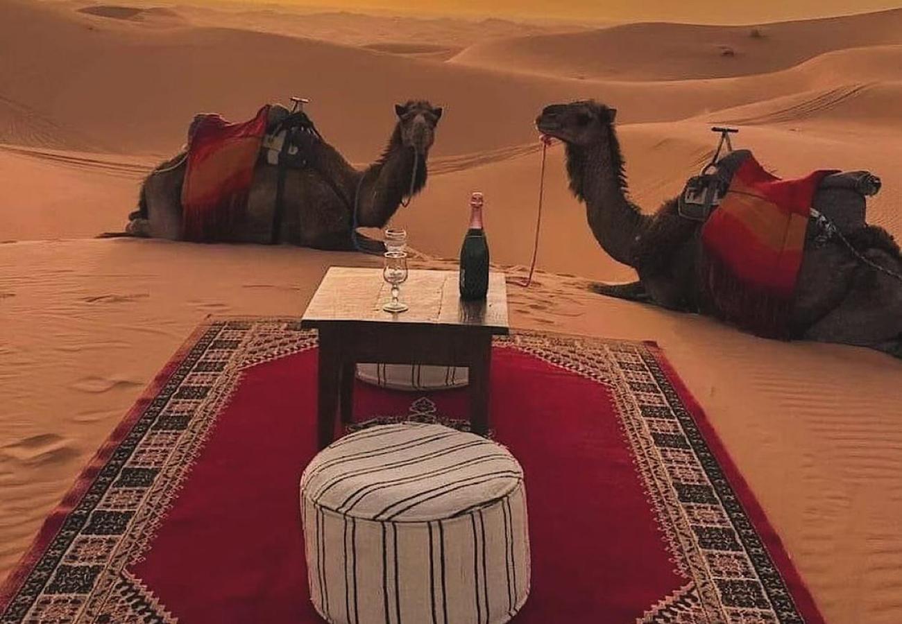 Royal Sands Camp Merzouga Ngoại thất bức ảnh